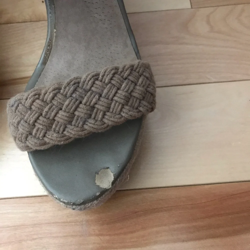 Wedges - Picture 4 of 4